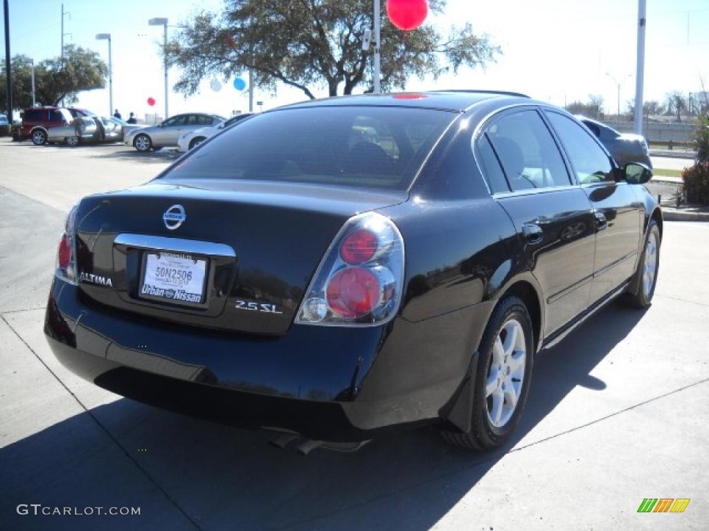 2006 Altima 2.5 SL - Super Black / Charcoal/Gray photo #4