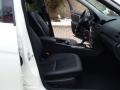 Arctic White - C 300 4Matic Photo No. 13