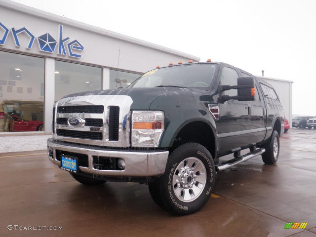 2008 F350 Super Duty Lariat Crew Cab 4x4 - Forest Green Metallic / Camel photo #47