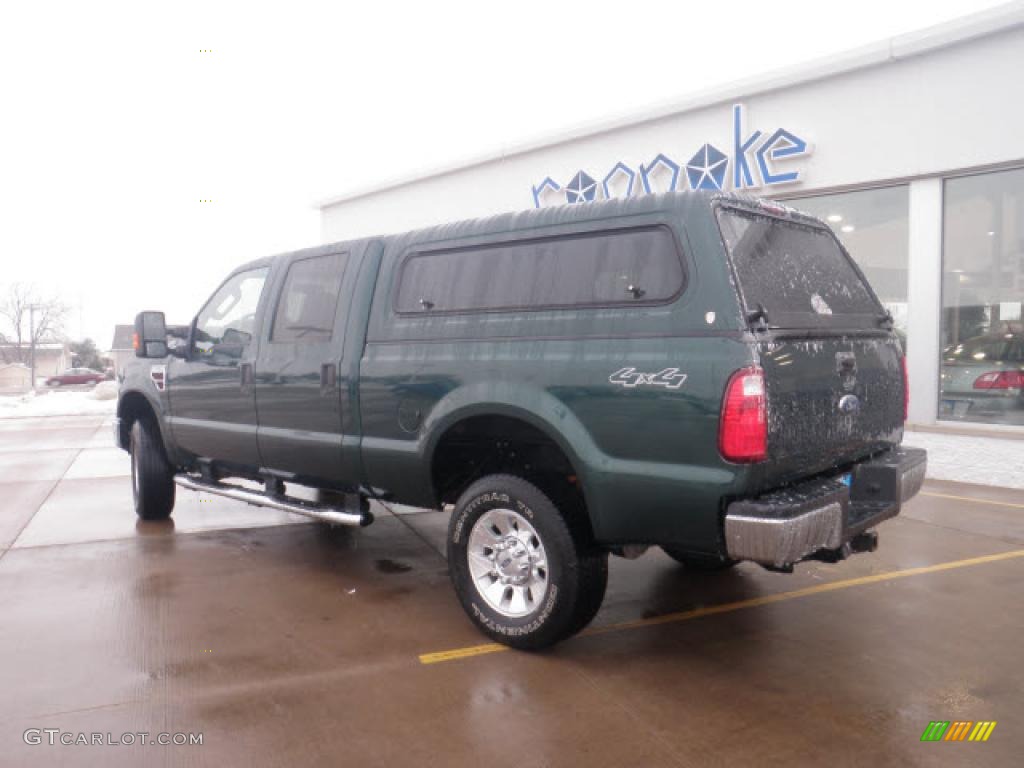2008 F350 Super Duty Lariat Crew Cab 4x4 - Forest Green Metallic / Camel photo #49