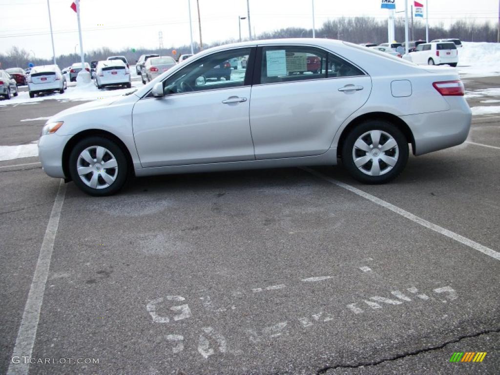 2007 Camry LE - Sky Blue Pearl / Bisque photo #8