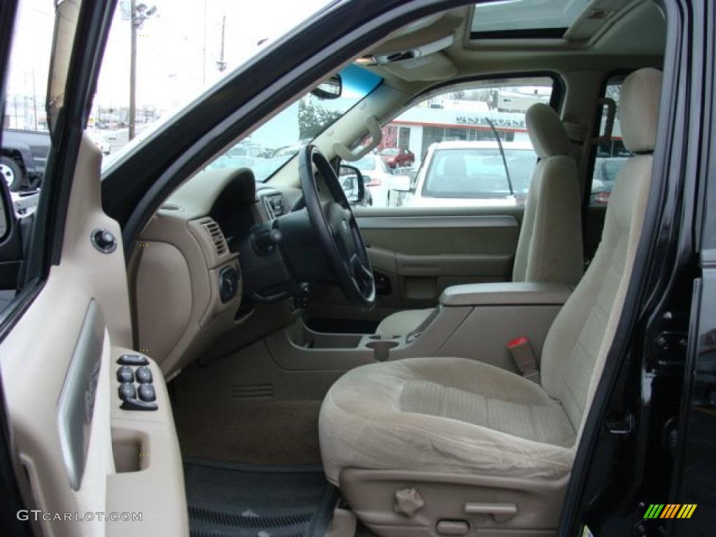 2004 Explorer XLT 4x4 - Black / Medium Parchment photo #7
