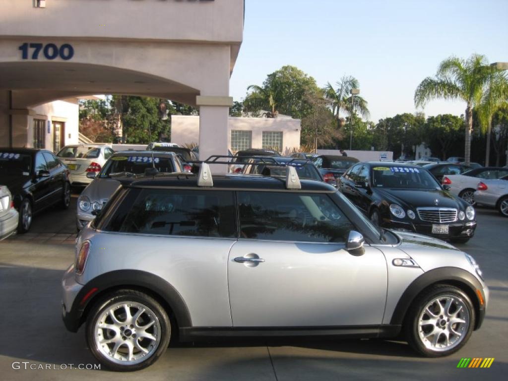 2007 Cooper S Hardtop - Pure Silver Metallic / Rooster Red/Carbon Black photo #2