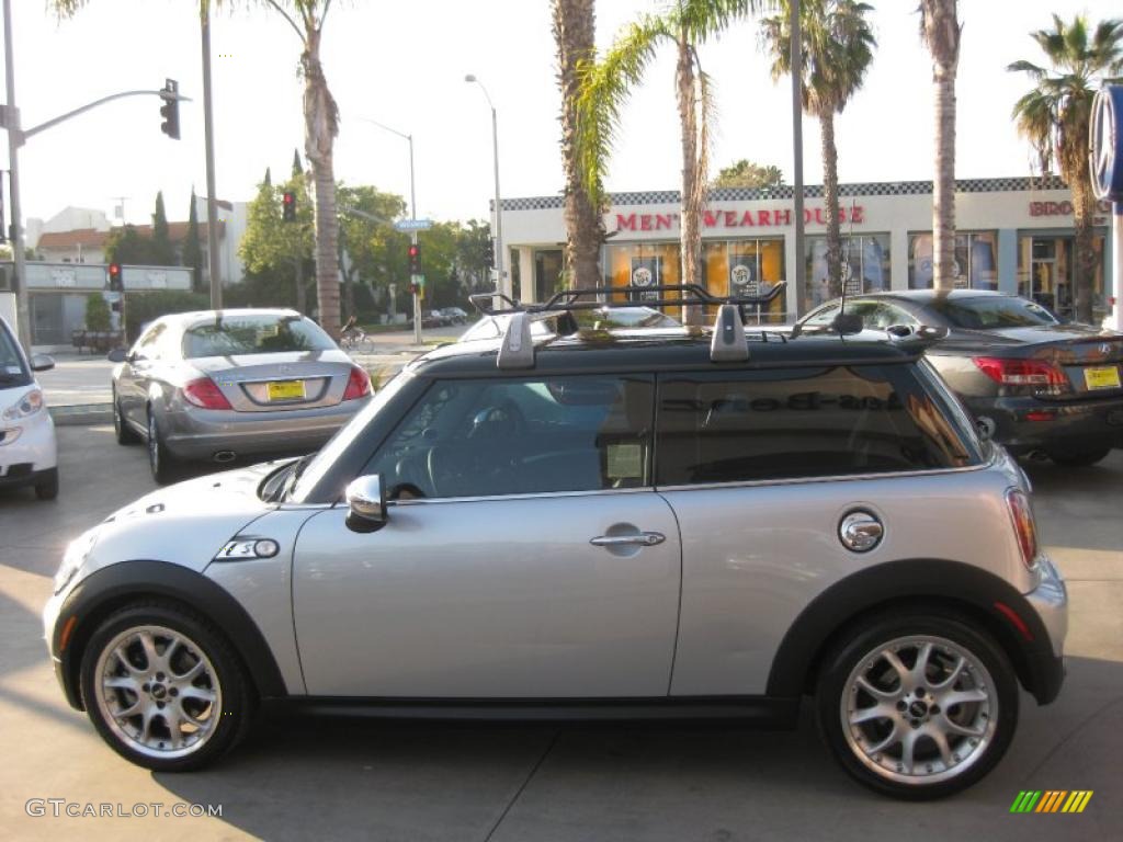 2007 Cooper S Hardtop - Pure Silver Metallic / Rooster Red/Carbon Black photo #8