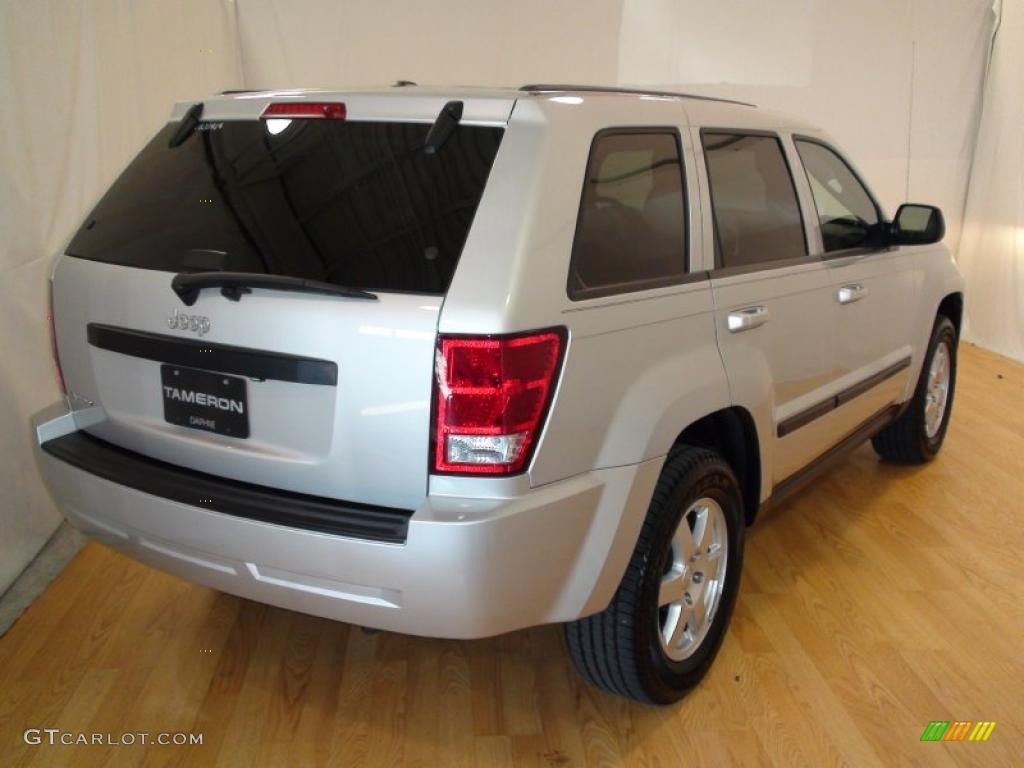 2008 Grand Cherokee Laredo - Bright Silver Metallic / Dark Slate Gray photo #8