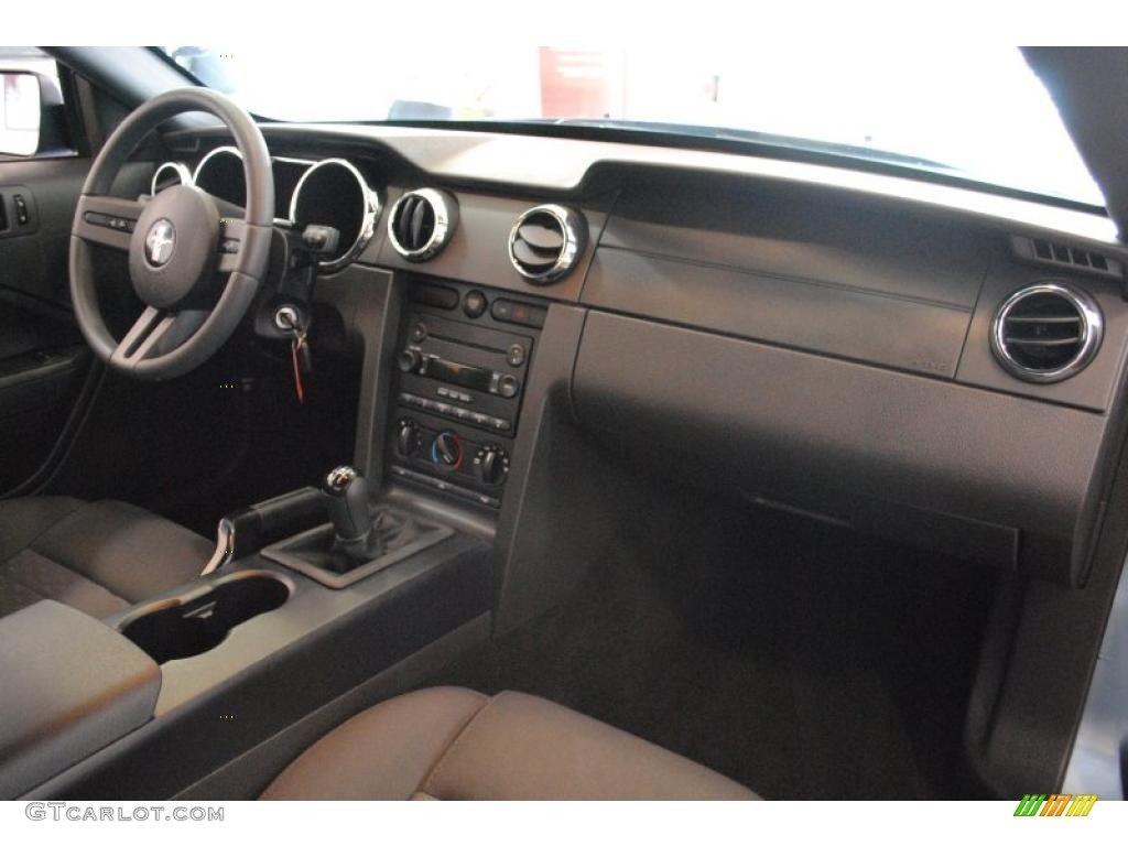 2006 Mustang GT Deluxe Coupe - Vista Blue Metallic / Black photo #13