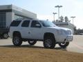 2009 Summit White GMC Yukon SLT 4x4  photo #11