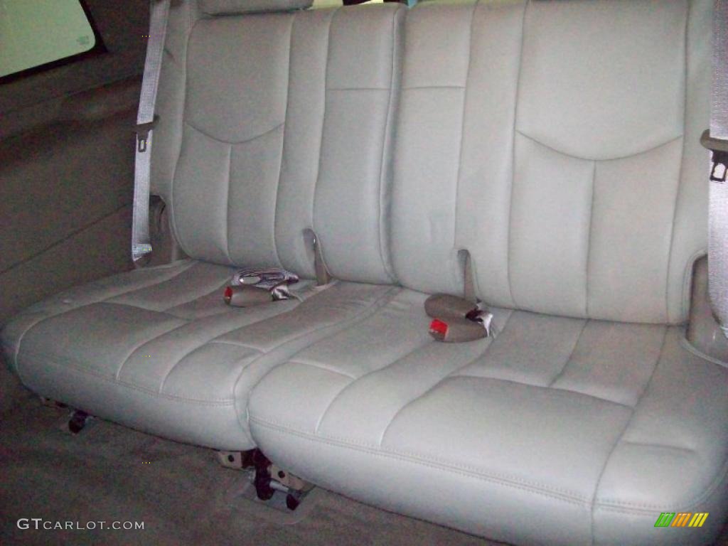 2004 Yukon SLT - Silver Birch Metallic / Neutral/Shale photo #21