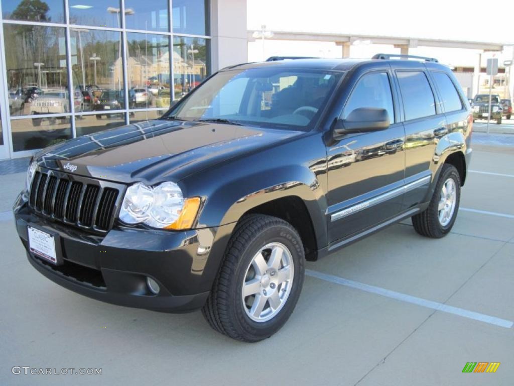 2010 Grand Cherokee Laredo - Brilliant Black Crystal Pearl / Dark Slate Gray photo #1