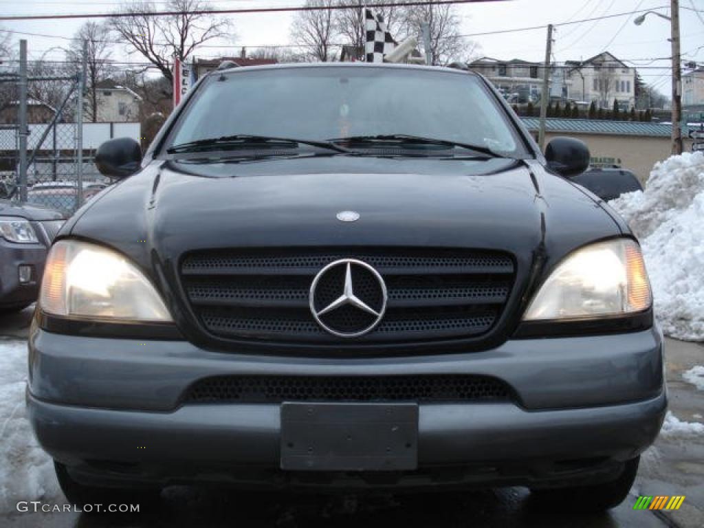 1998 ML 320 4Matic - Black / Grey photo #4
