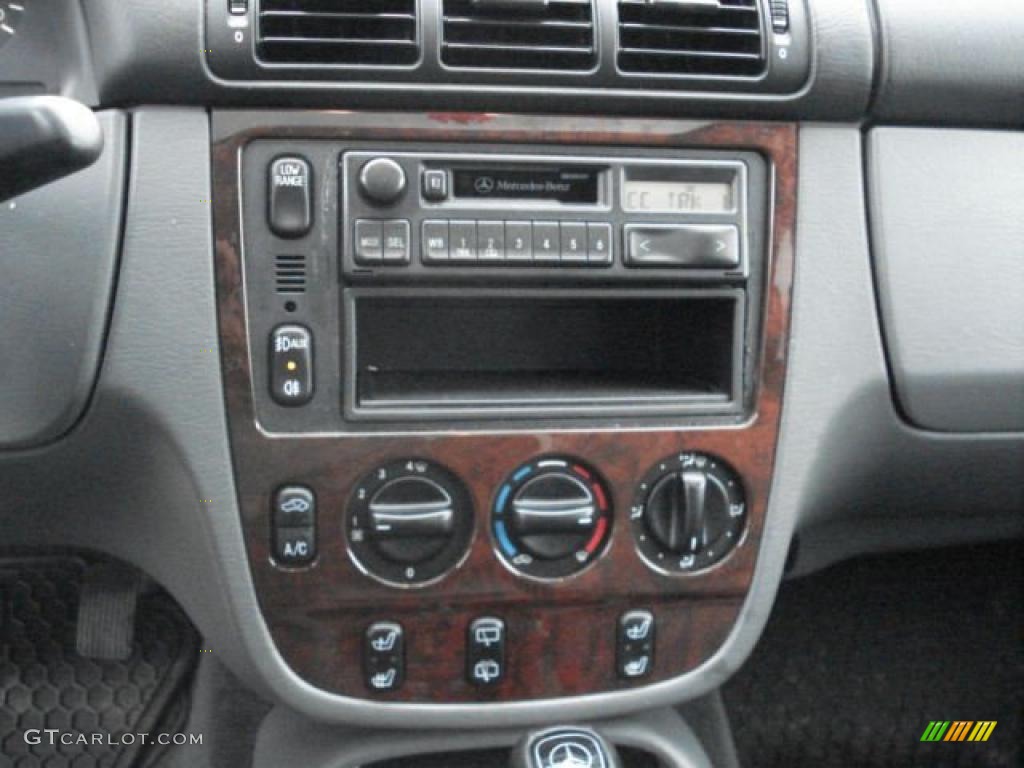 1998 ML 320 4Matic - Black / Grey photo #16