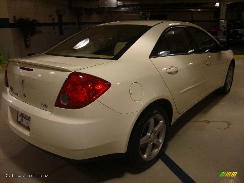 2007 G6 V6 Sedan - Ivory White / Light Taupe photo #7