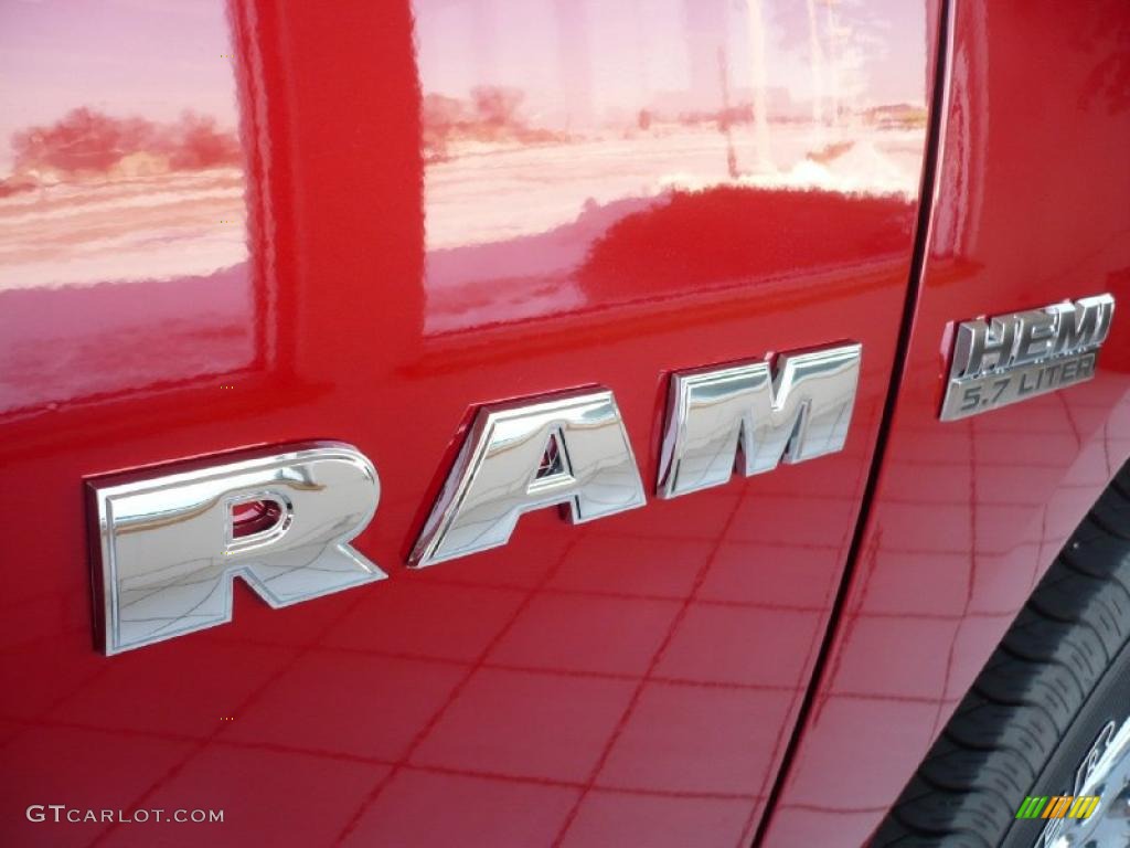 2010 Ram 1500 Big Horn Crew Cab 4x4 - Inferno Red Crystal Pearl / Dark Slate/Medium Graystone photo #11