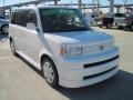 Polar White - xB  Photo No. 2