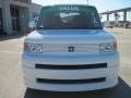 Polar White - xB  Photo No. 5
