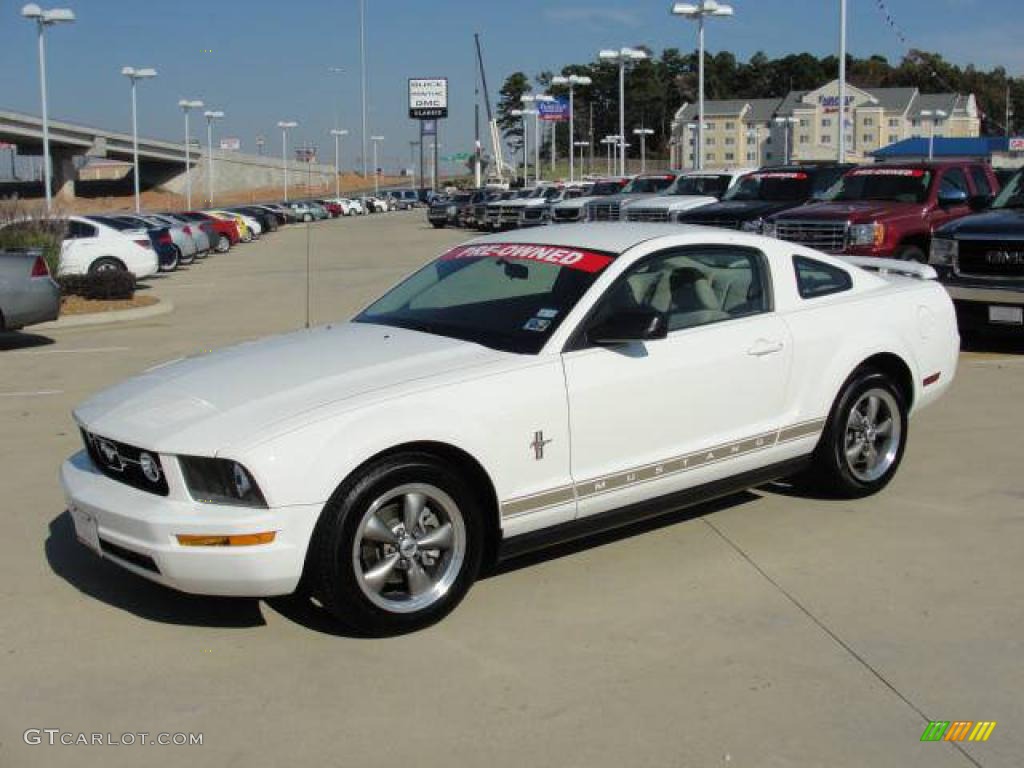 2006 Mustang V6 Premium Coupe - Performance White / Light Graphite photo #1