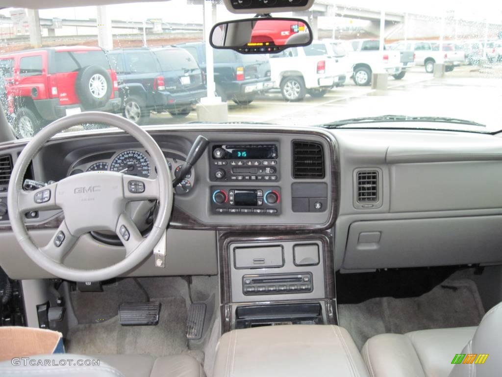 2004 Yukon Denali AWD - Carbon Metallic / Stone Gray photo #11