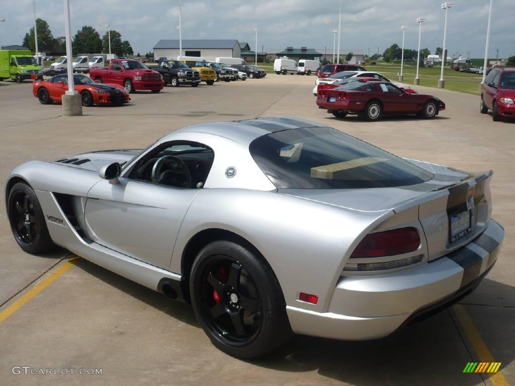 Bright Silver Metallic 2009 Dodge Viper SRT-10 Coupe Exterior Photo #26031009