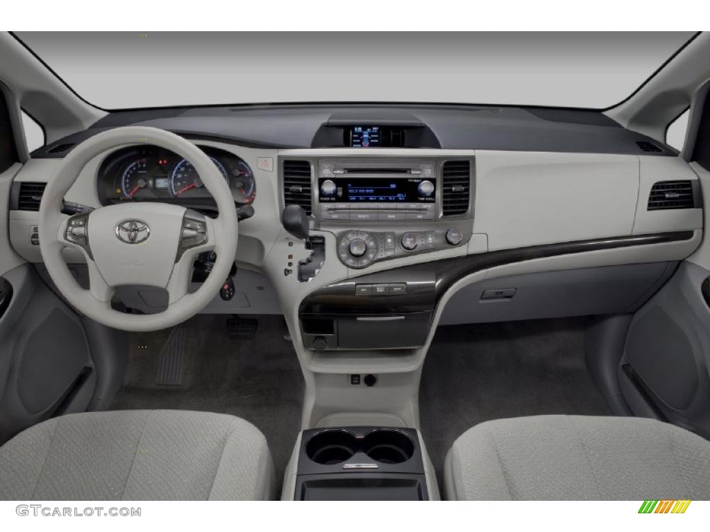 2011 Sienna LE - Salsa Red Pearl / Light Gray photo #2