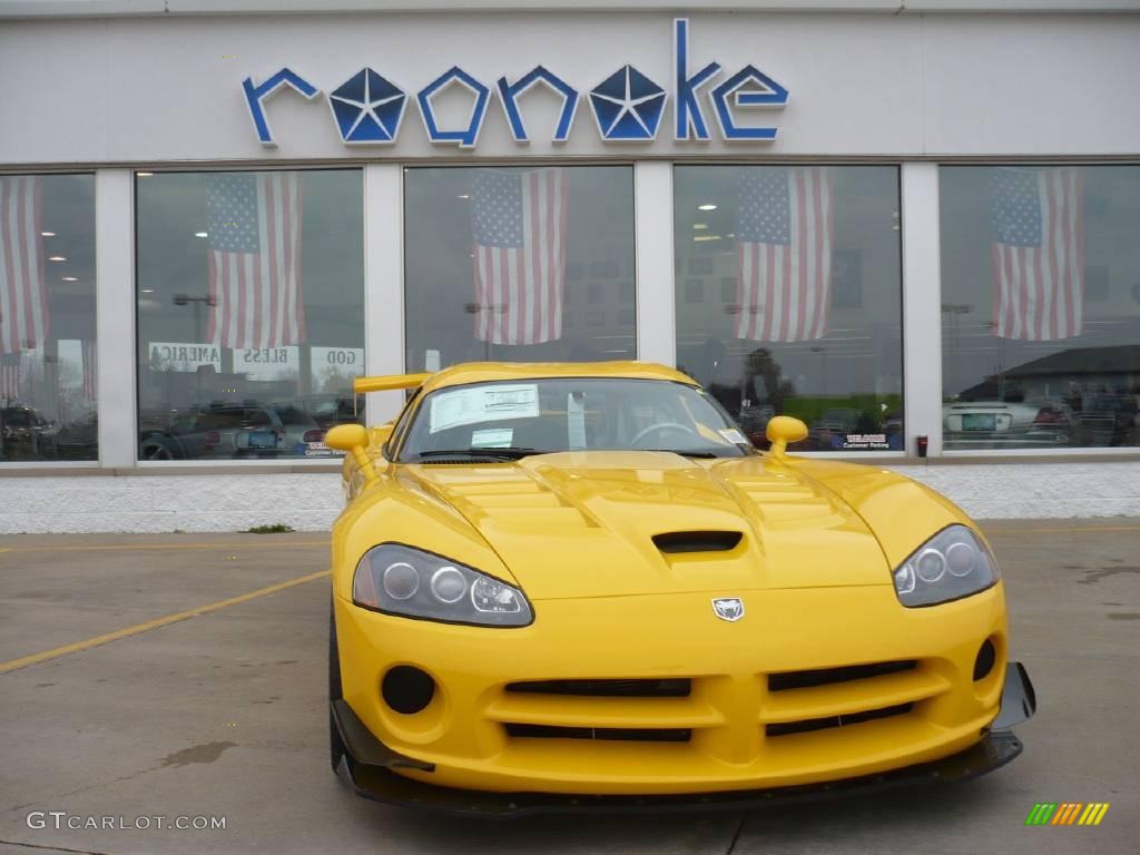 2009 Viper SRT-10 ACR Coupe - Viper Race Yellow / Black photo #3