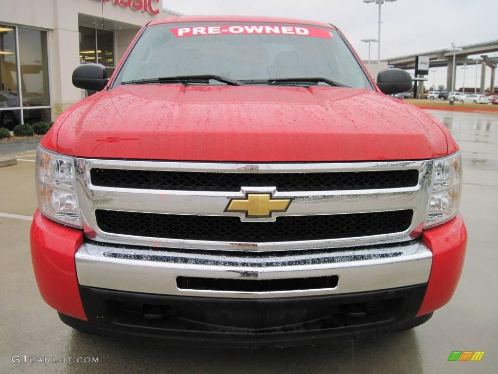 2009 Silverado 1500 LT Crew Cab 4x4 - Victory Red / Light Titanium photo #5