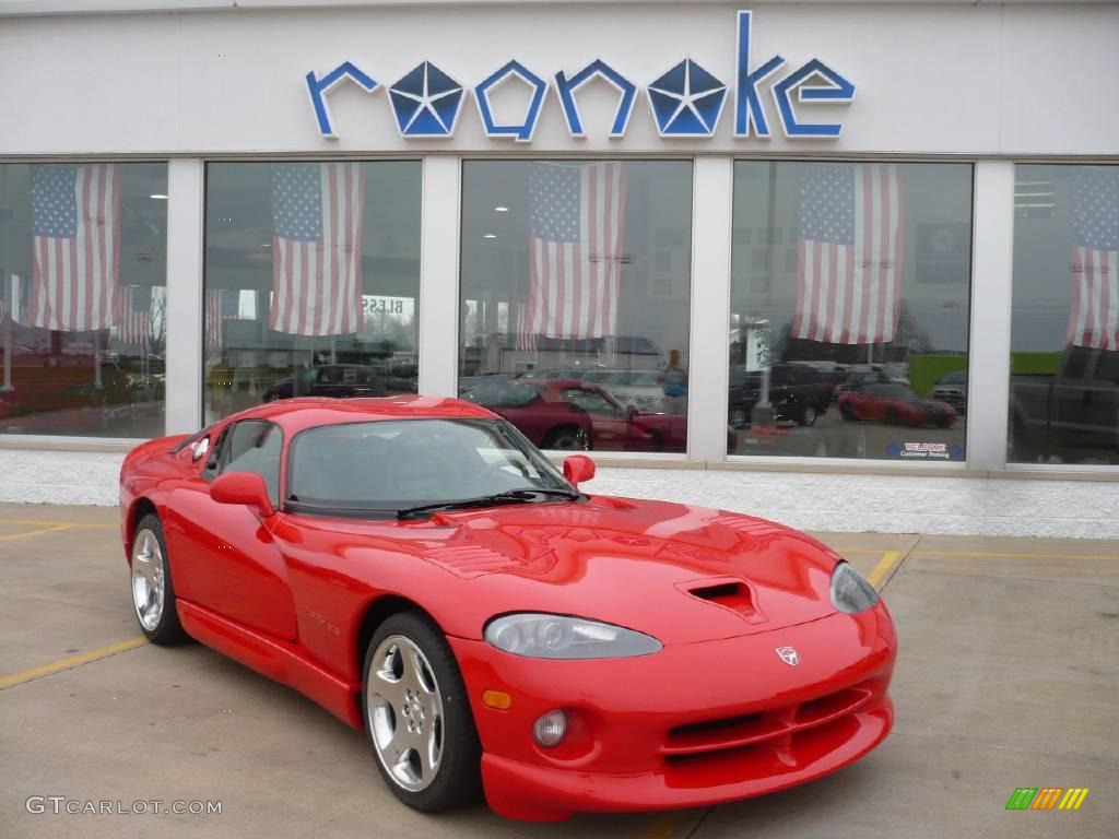 2002 Viper GTS - Viper Red / Black photo #2
