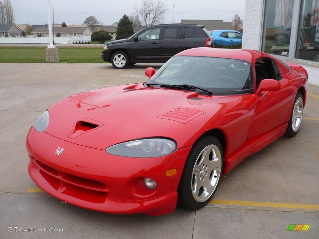 2002 Viper GTS - Viper Red / Black photo #5