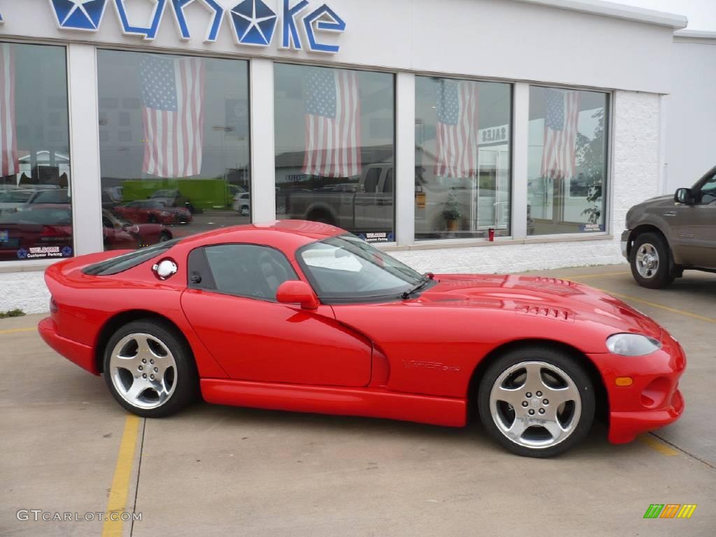 2002 Viper GTS - Viper Red / Black photo #15