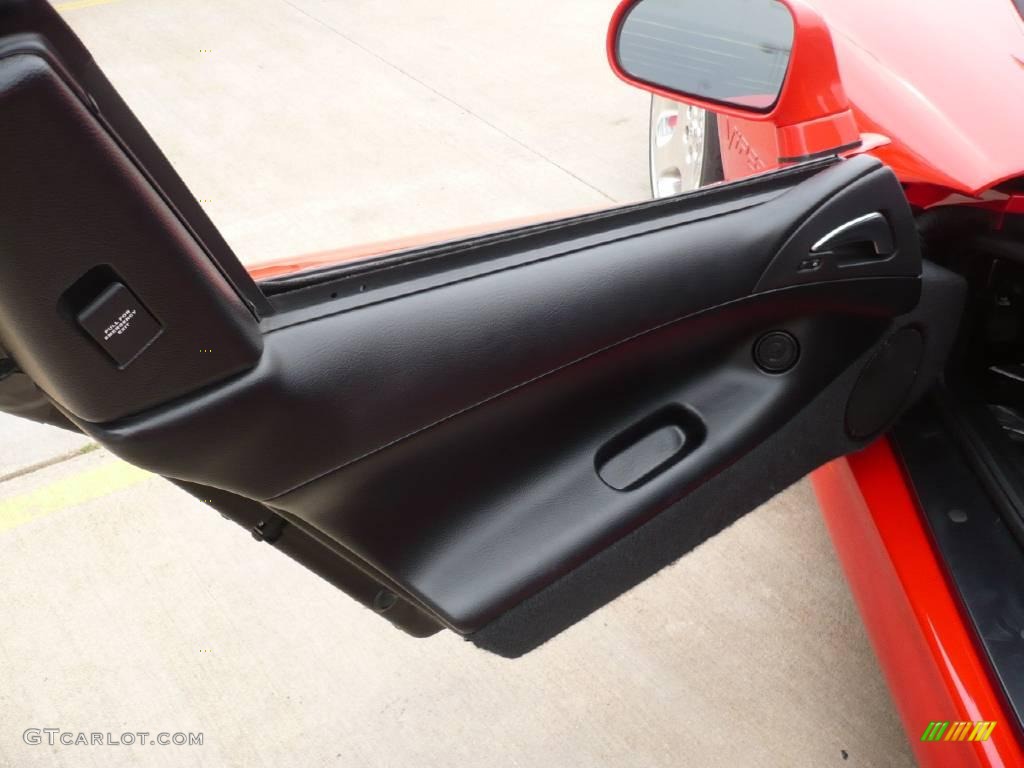2002 Viper GTS - Viper Red / Black photo #19