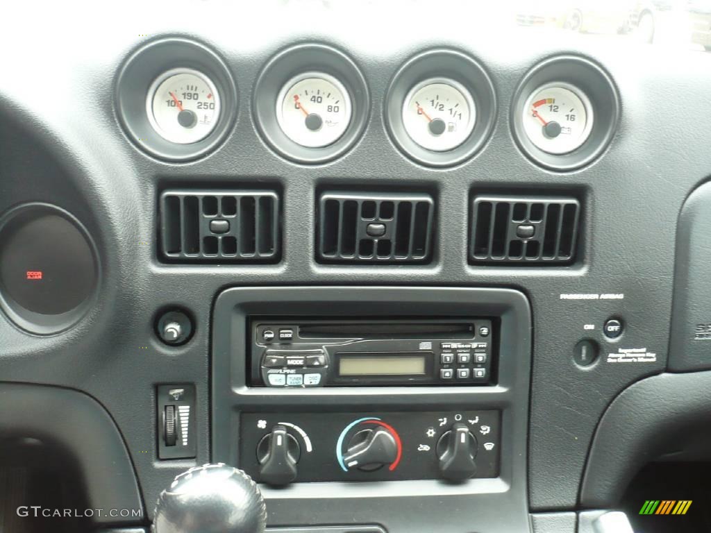 2002 Viper GTS - Viper Red / Black photo #39
