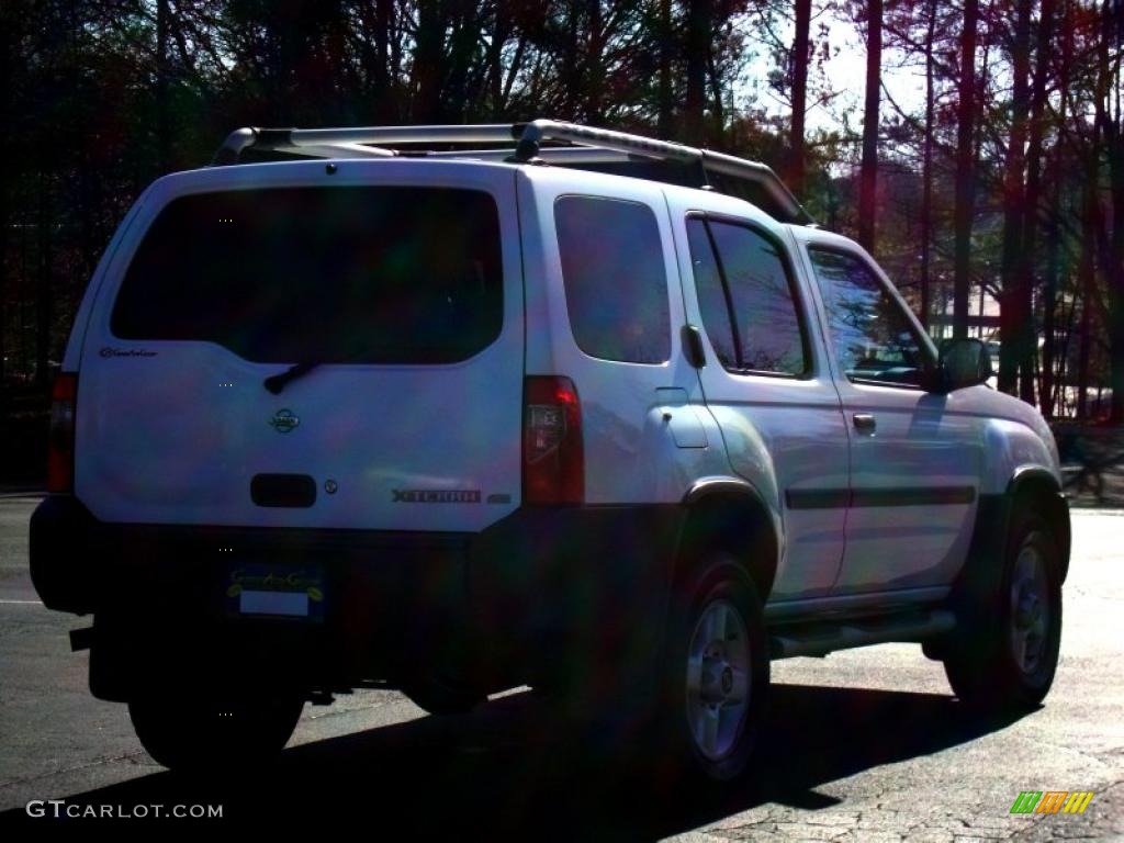 2001 Xterra SE V6 - Cloud White / Dusk Gray photo #4