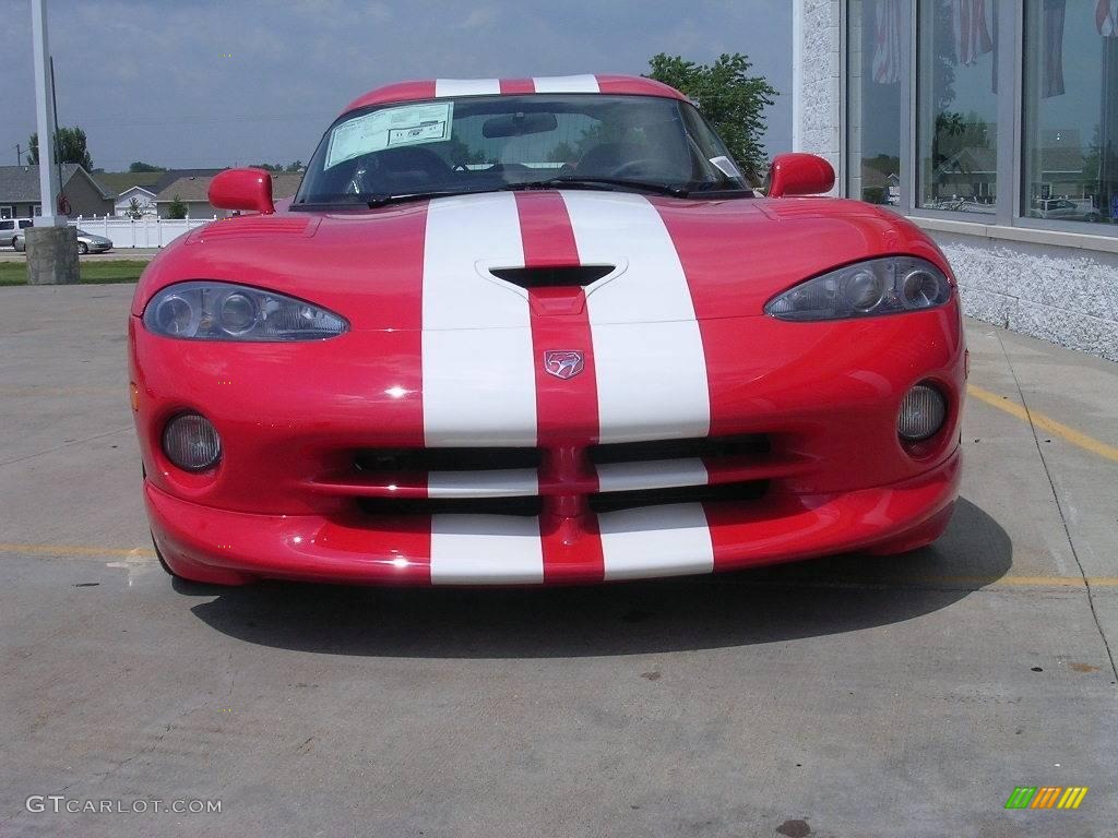 2002 Viper GTS - Viper Red / Black photo #6