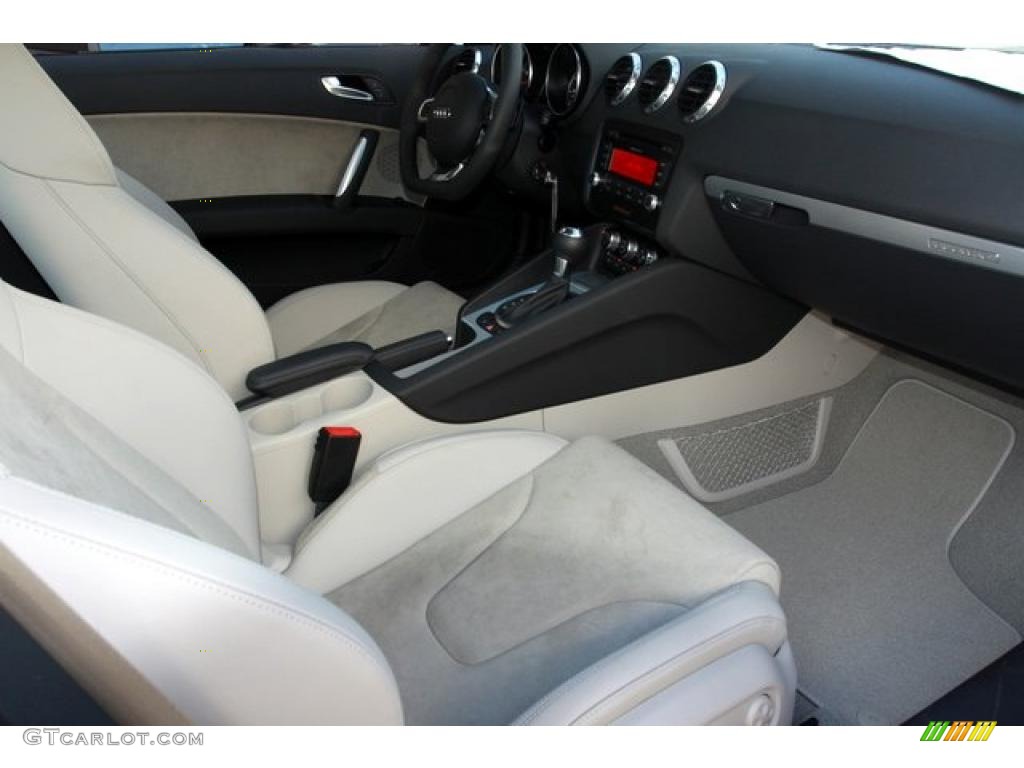 2010 TT 2.0 TFSI quattro Coupe - Meteor Gray Pearl Effect / Limestone Gray Leather/Alcantara photo #12