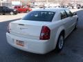 Cool Vanilla White - 300 LX Photo No. 4