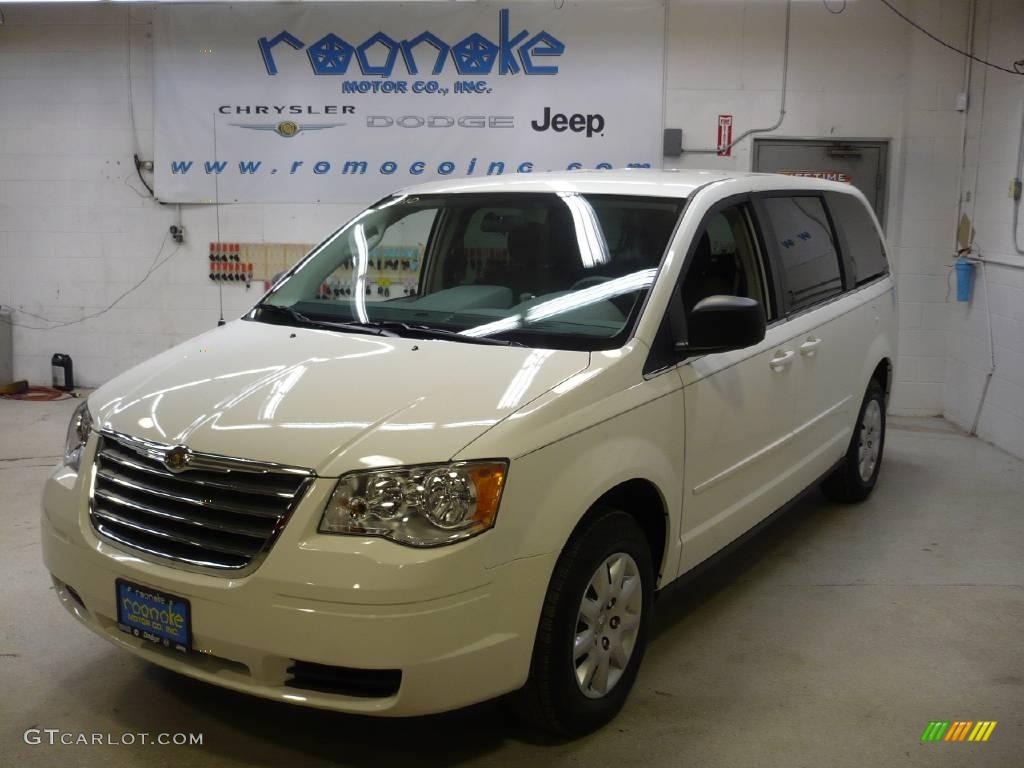 2010 Town & Country LX - Stone White / Medium Slate Gray/Light Shale photo #3