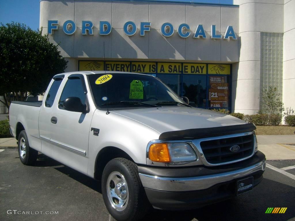 2004 F150 XLT Heritage SuperCab - Silver Metallic / Heritage Medium Parchment photo #1