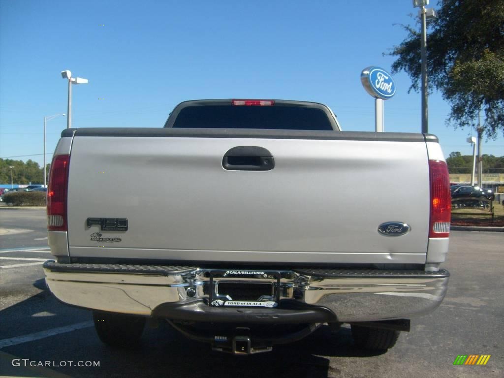 2004 F150 XLT Heritage SuperCab - Silver Metallic / Heritage Medium Parchment photo #4