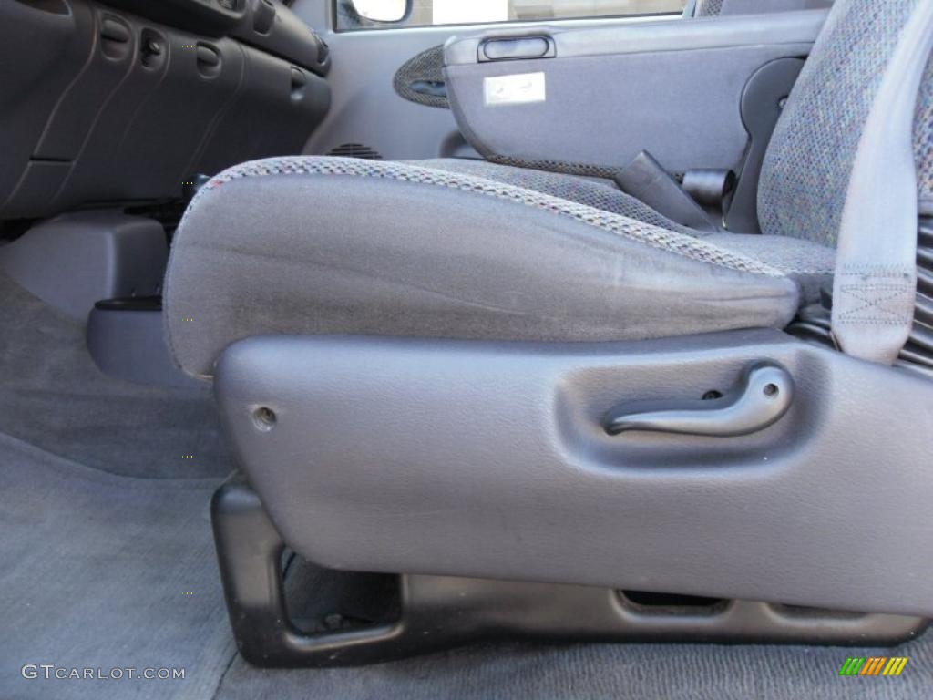 1998 Ram 1500 Sport Extended Cab 4x4 - Bright White / Gray photo #11