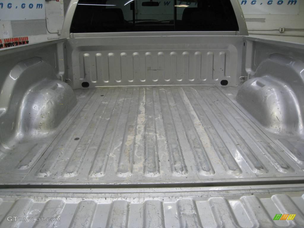 2008 Ram 2500 Big Horn Quad Cab 4x4 - Bright Silver Metallic / Medium Slate Gray photo #22