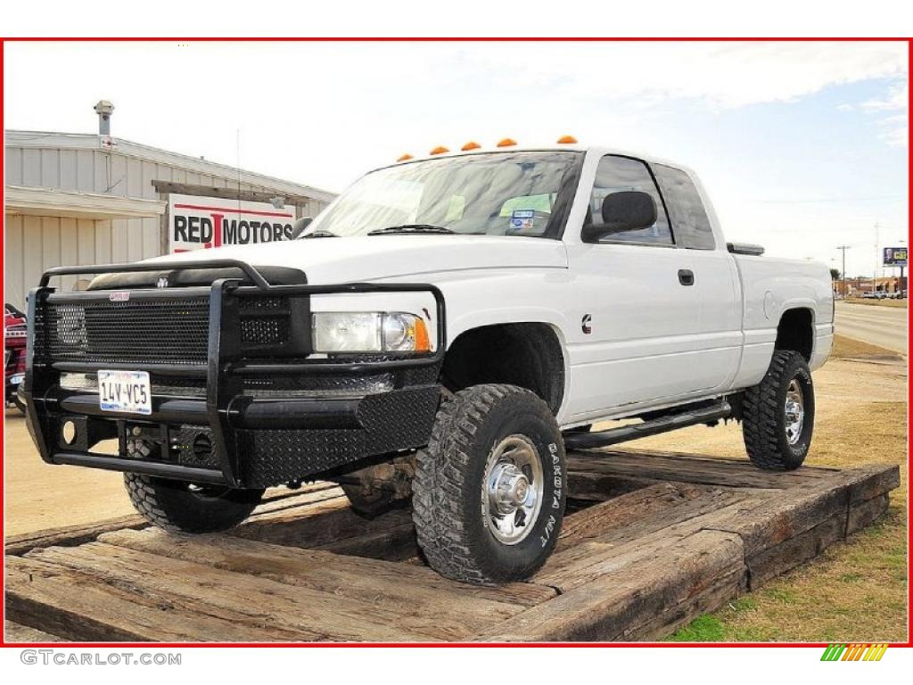 1999 Ram 2500 Laramie Extended Cab 4x4 - Bright White / Mist Gray photo #1