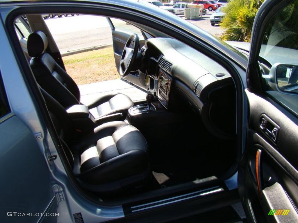 2003 Passat GLX 4Motion Sedan - Reflex Silver Metallic / Black photo #16