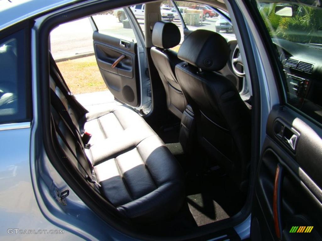 2003 Passat GLX 4Motion Sedan - Reflex Silver Metallic / Black photo #17