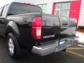 2009 Super Black Nissan Frontier SE Crew Cab 4x4  photo #16