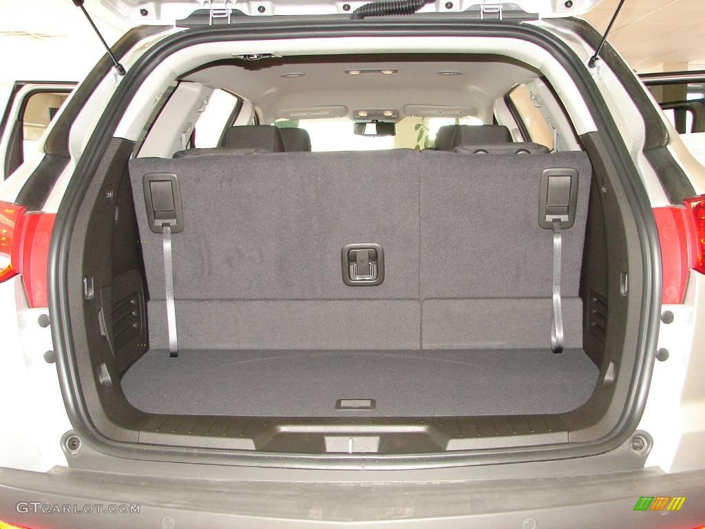 2010 Traverse LT - Silver Ice Metallic / Ebony photo #8