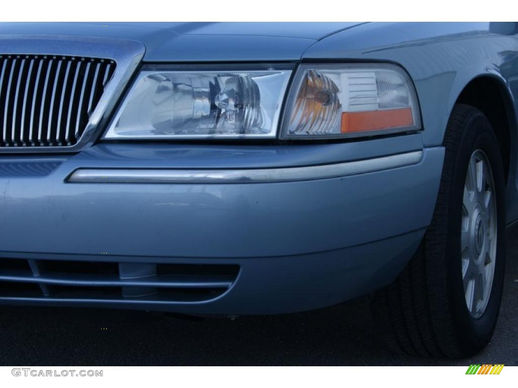 2003 Grand Marquis LS - Light Ice Blue Metallic / Light Flint photo #4