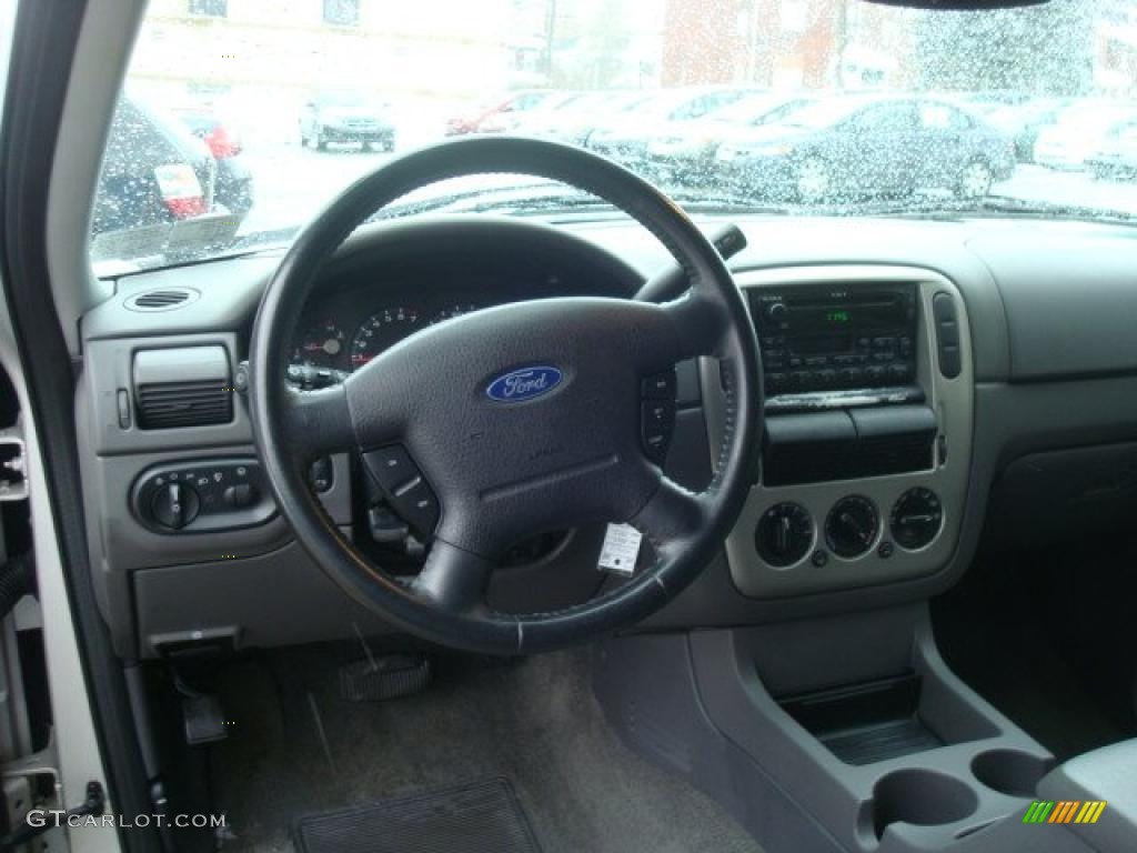 2004 Explorer XLT 4x4 - Silver Birch Metallic / Midnight Grey photo #12