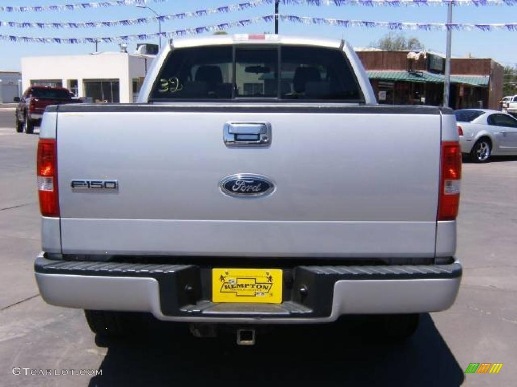 2005 F150 STX SuperCab 4x4 - Silver Metallic / Medium Flint Grey photo #5