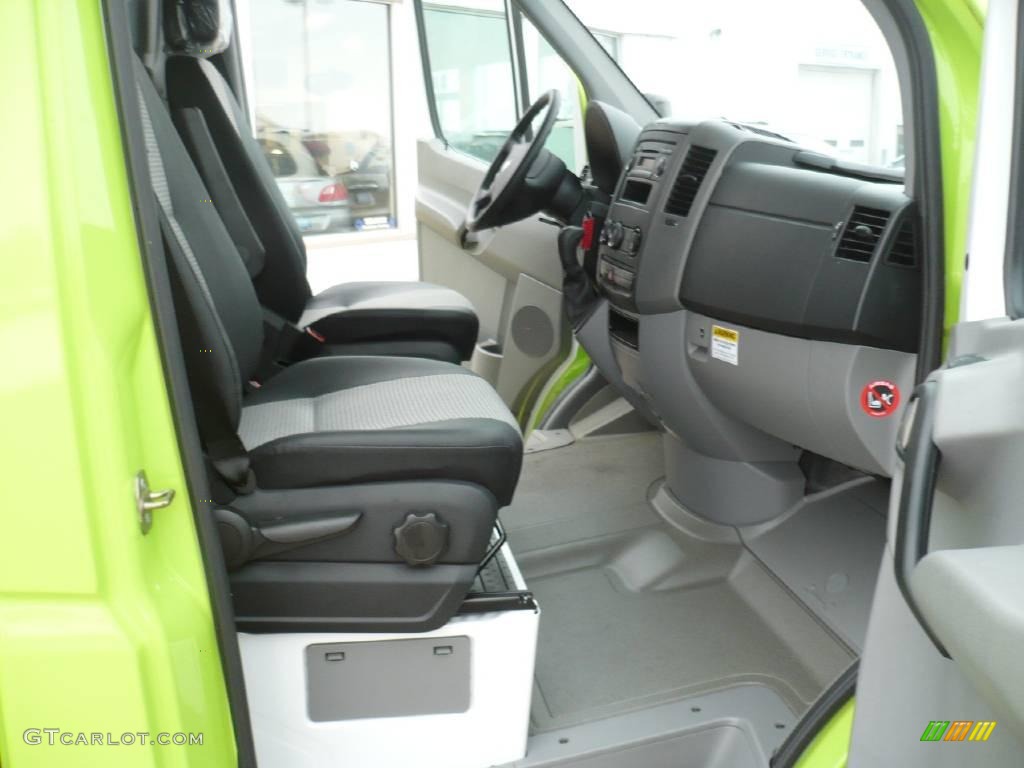 2008 Sprinter Van 3500 Chassis Commercial - Lime Green / Gray photo #5