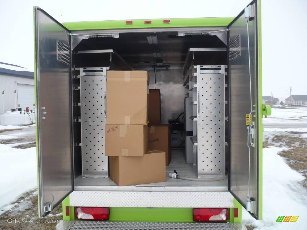 2008 Sprinter Van 3500 Chassis Commercial - Lime Green / Gray photo #16