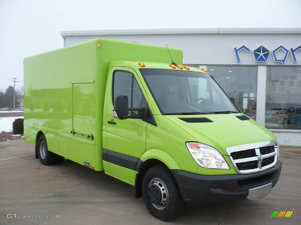 2008 Lime Green Dodge Sprinter Van 3500 Chassis Commercial 25999671 Photo 28